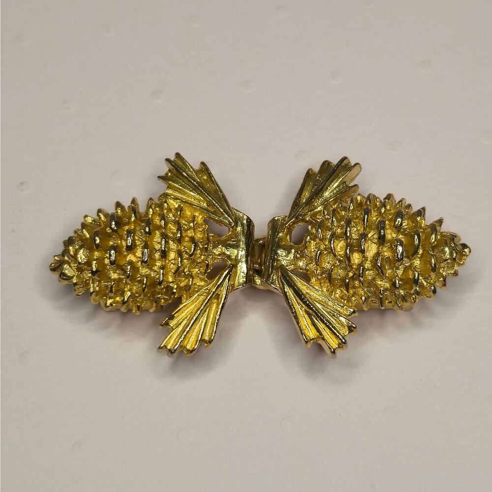 Vintage Mimi di N Signed 1975 Gold Tone Pine Cone & Needle Statement Belt Buckle